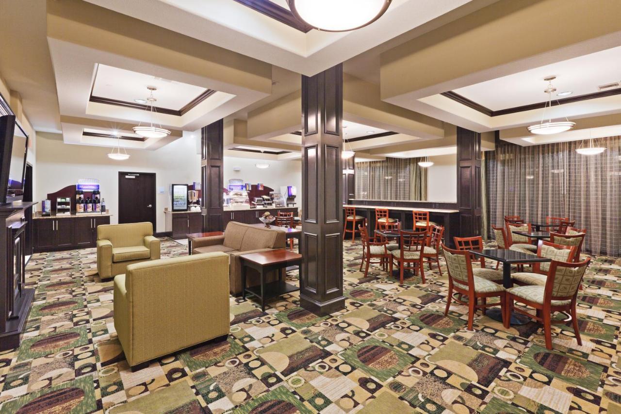 Holiday Inn Express & Suites Brownfield Ngoại thất bức ảnh