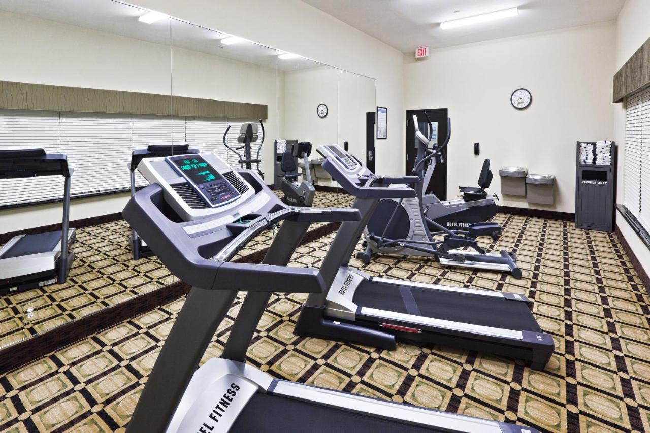 Holiday Inn Express & Suites Brownfield Ngoại thất bức ảnh