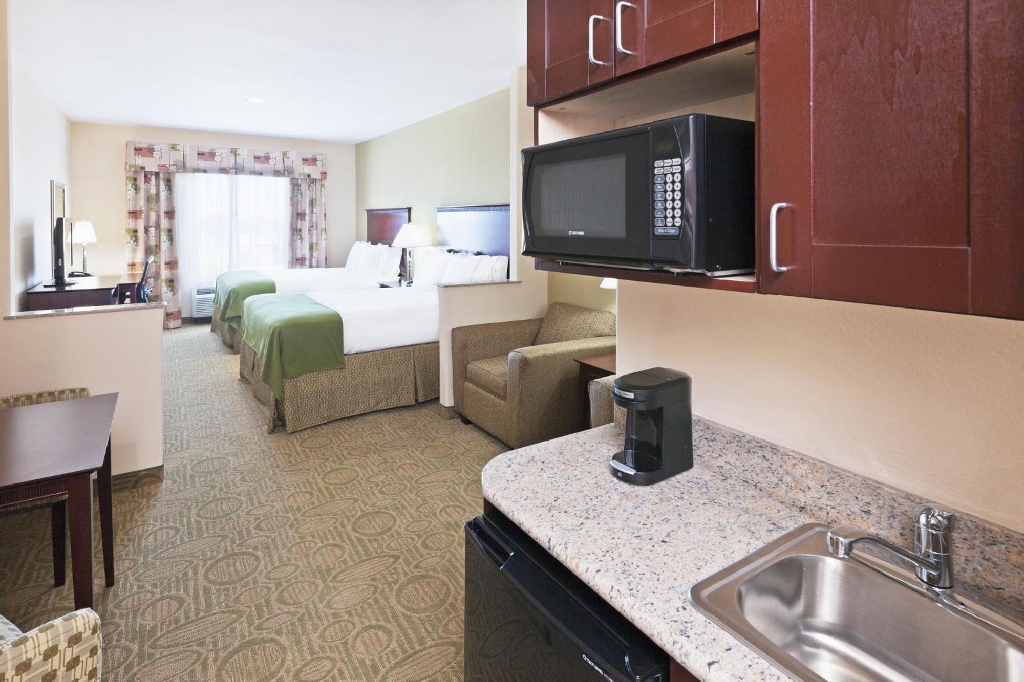 Holiday Inn Express & Suites Brownfield Ngoại thất bức ảnh