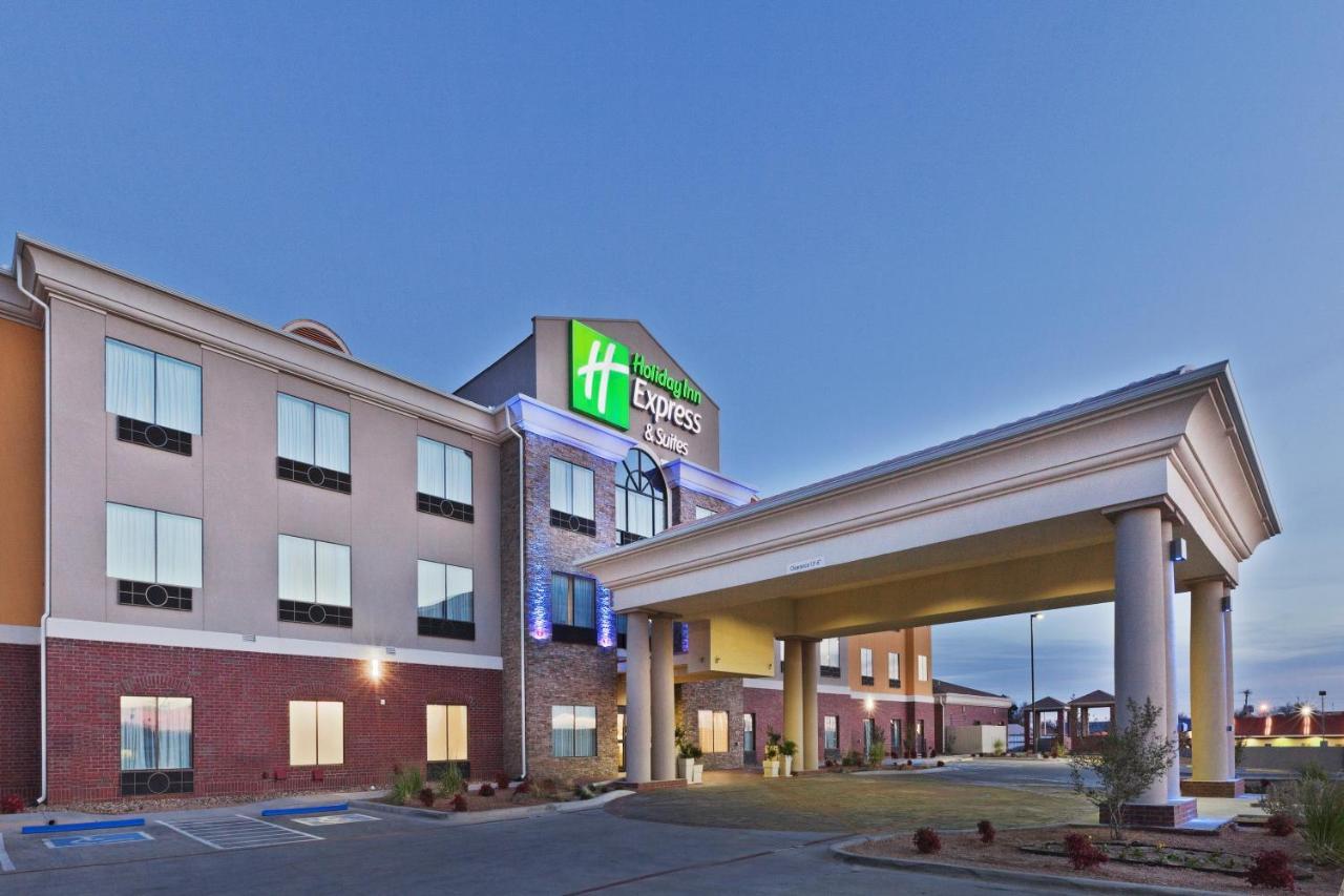 Holiday Inn Express & Suites Brownfield Ngoại thất bức ảnh